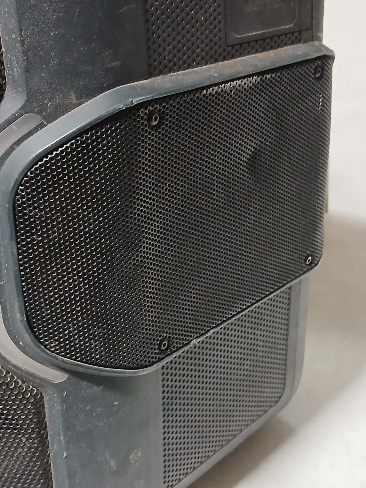 ION Audio Pathfinder 320 Bluetooth Speaker - Image 9