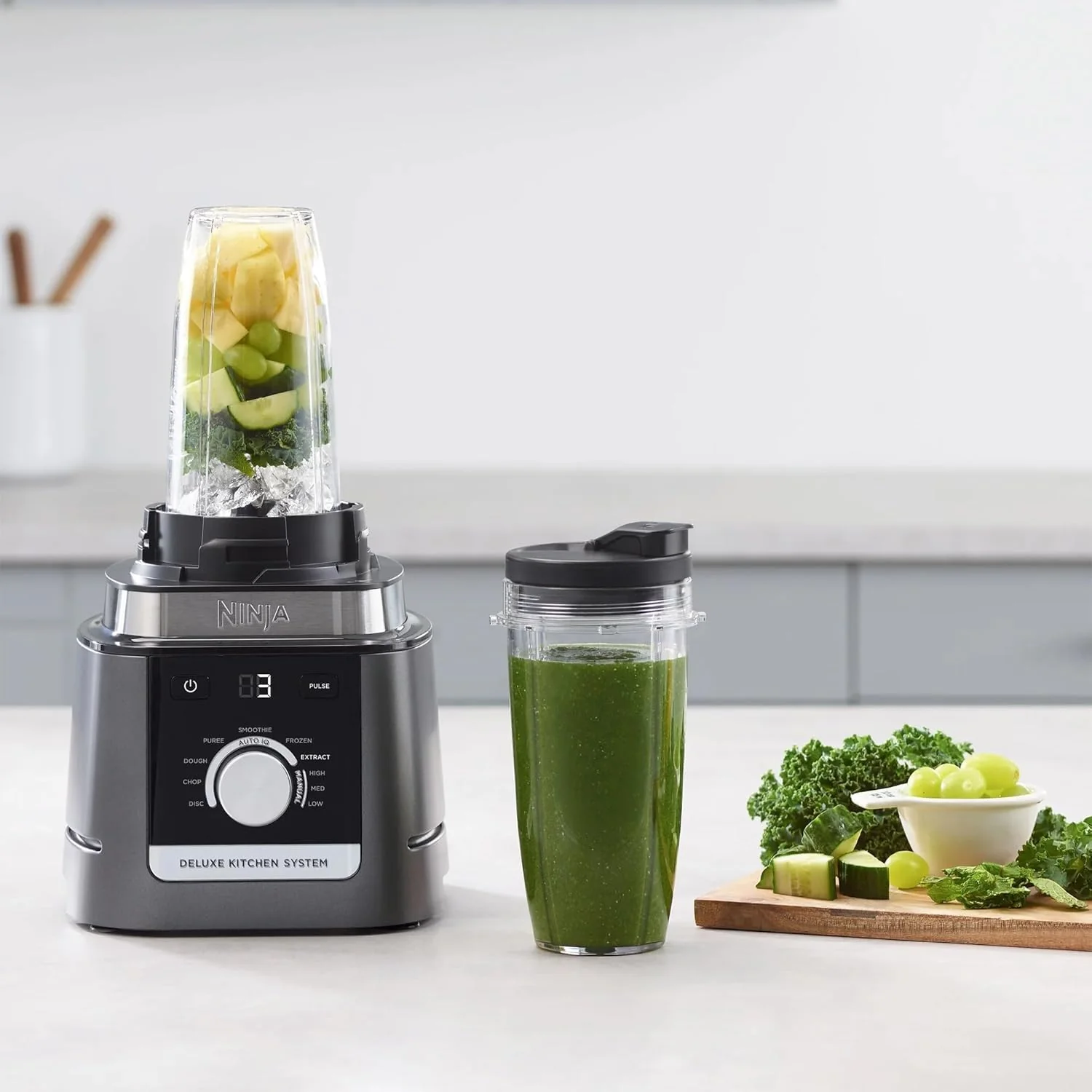 Ninja CO905KS Deluxe Kitchen System, 1600 WP Auto-IQ Base, 88-oz. Picther, 9-cup Deluxe Food Processor, (2) 24-oz. Single-Serve Cups Scratch and Dent - Image 3