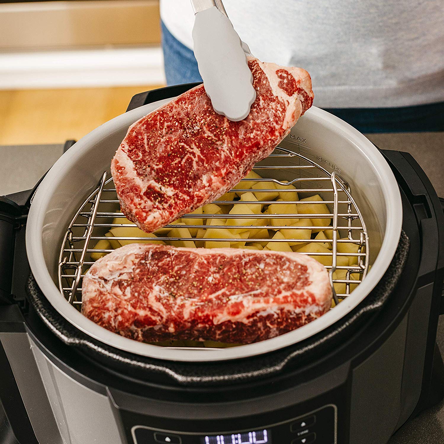 Ninjia Foodi Cooker, Pressure Cooker, Air Fryer All-in-One 6.5 qt Black/Gray (OP302) - Image 5