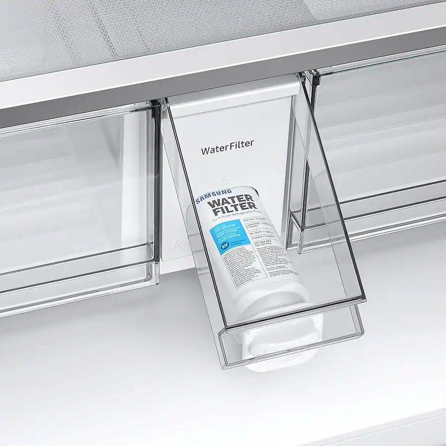 Samsung - BESPOKE 29 cu. ft. 4-Door French Door Smart Refrigerator with Beverage Center (RF29BB860012) - White Glass - Image 12