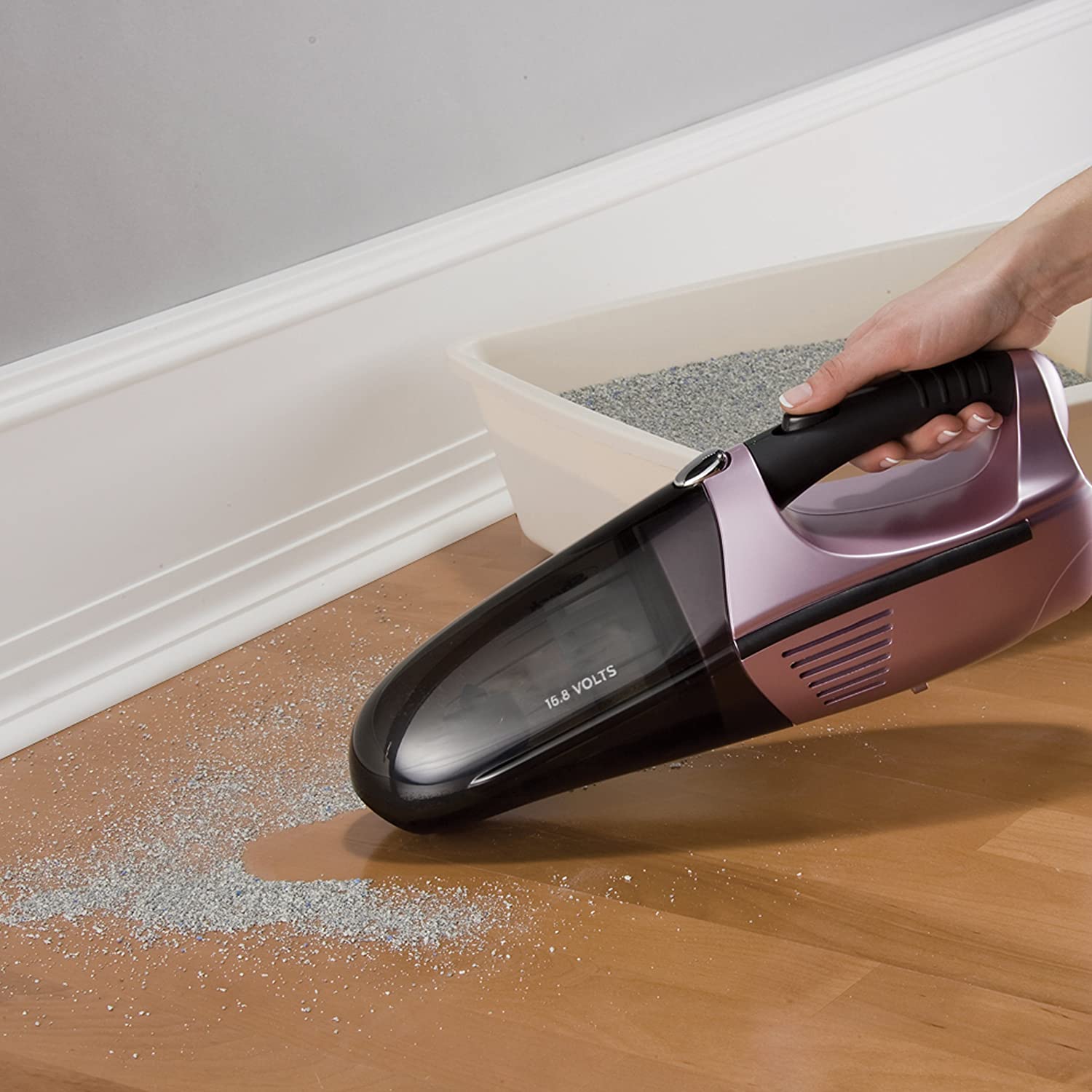 Shark Pet-Perfect II Cordless Bagless Hand Vacuum for Carpet and Hard Floor with Twister Technology and Rechargeable Battery ( SV780 ) - Image 2